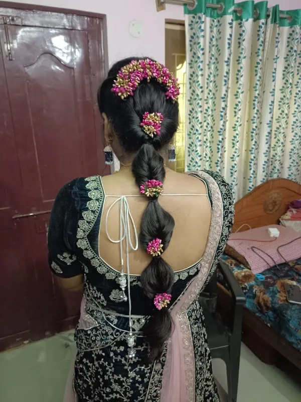 Taz Hair Darbar - Best Saloon Unisex family saloon in Mangalagiri
