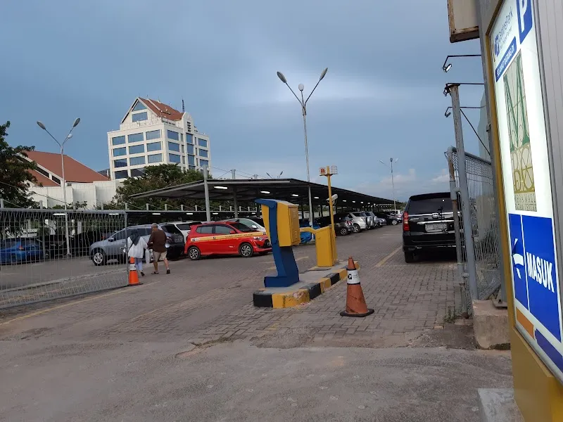 XXI Mega Mall