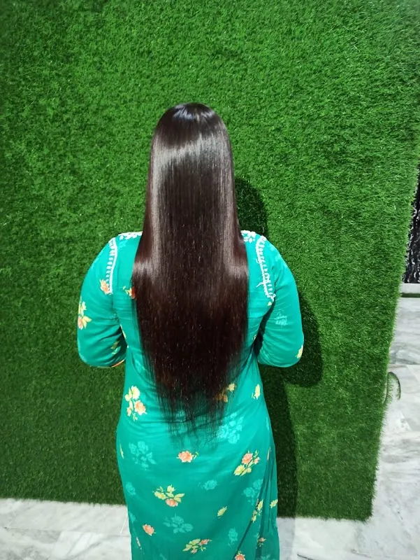 Salon V