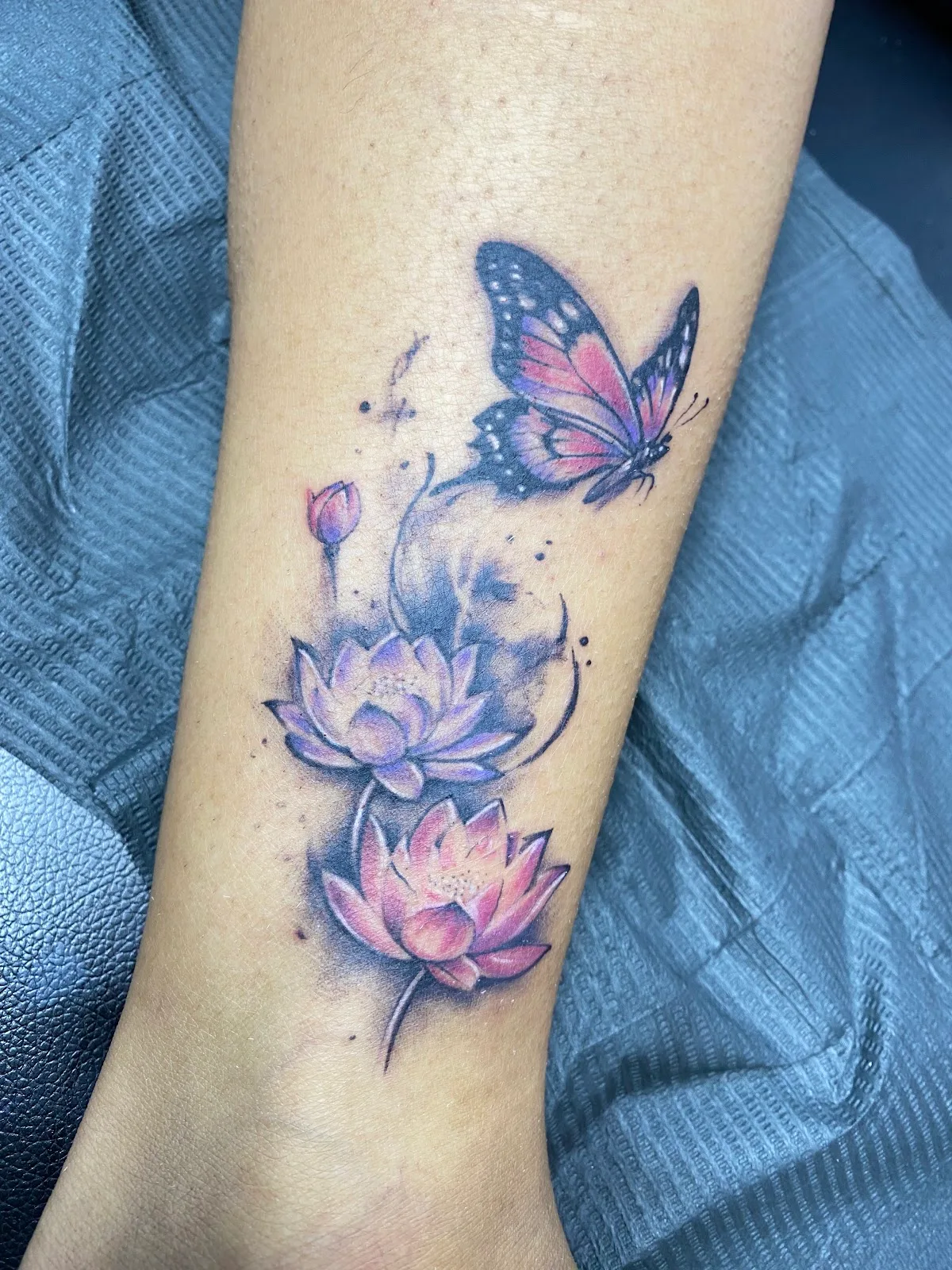Golden Tattoo Studio