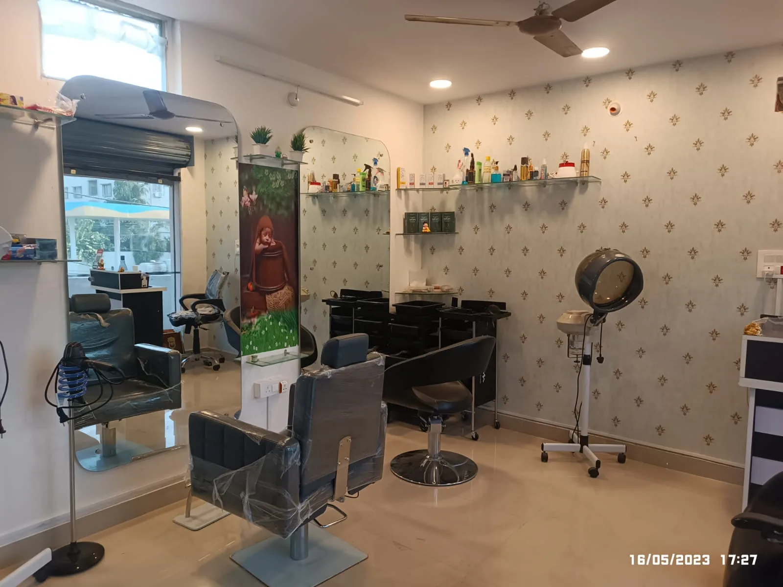 enrich parlour