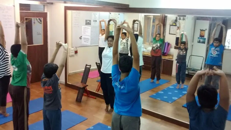 Utsav institute | Yoga with devang | Best yoga Teacher Training ! sVyasa