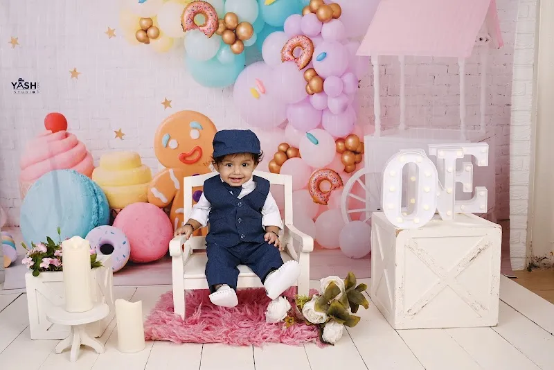 Yash Digital Studio & Photo Frames