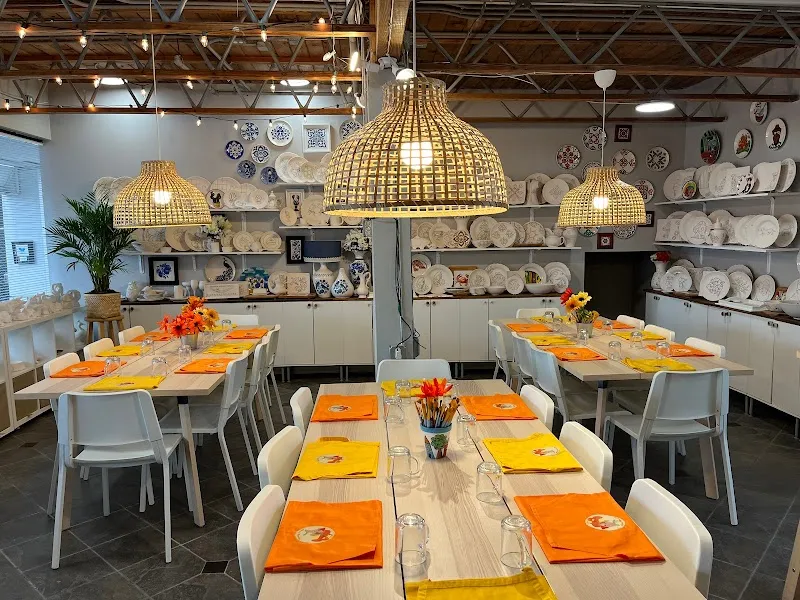 Atelier Newday Pottery Painting & Art Studio