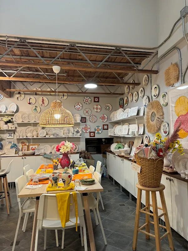 Atelier Newday Pottery Painting & Art Studio