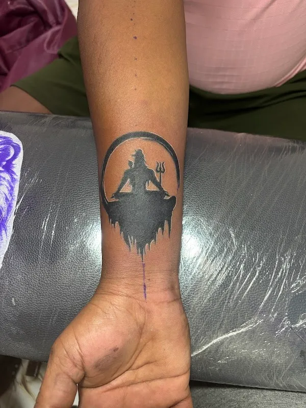 INK PEN TATTOO STUDIO