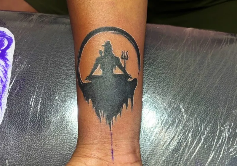 INK PEN TATTOO STUDIO