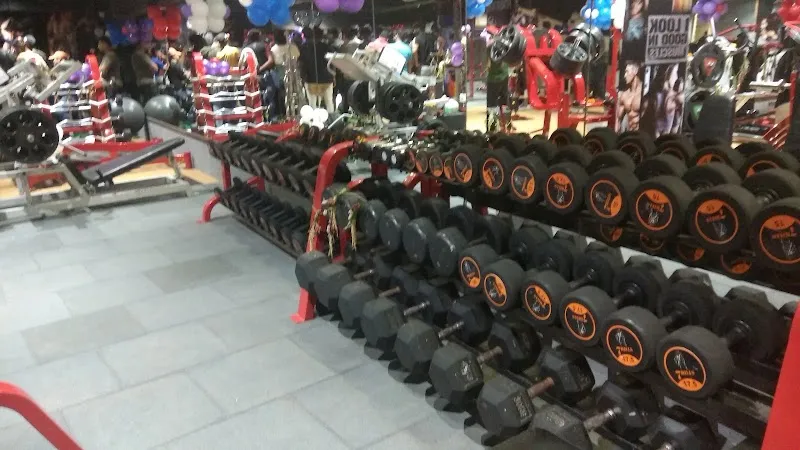 FITNESS HOUSE GYM