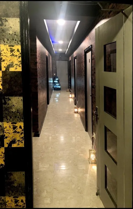 Mantra Body to Body Massage Spa