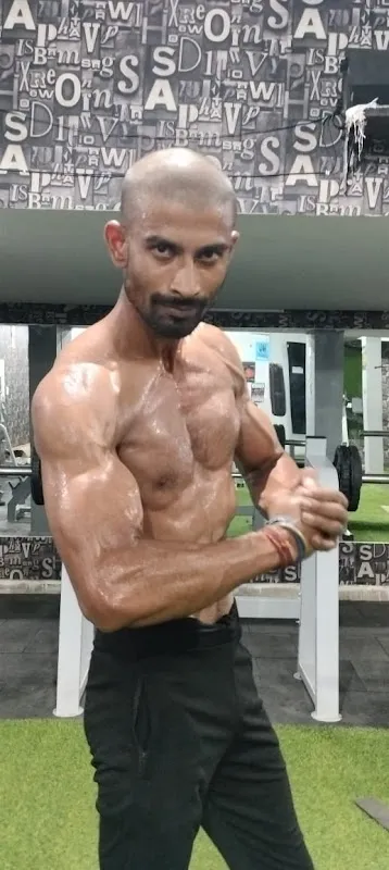 M2 Muscle mania Gym