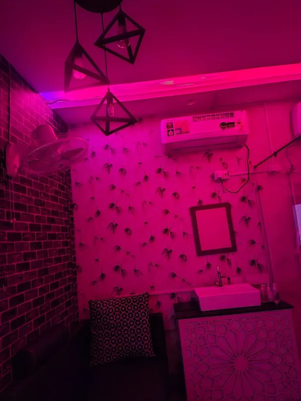 Rose Wine Thai Spa Salt Lake | Best Spa in Kolkata