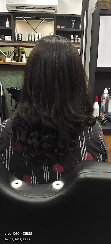 The Silver Scissor Unisex Salon