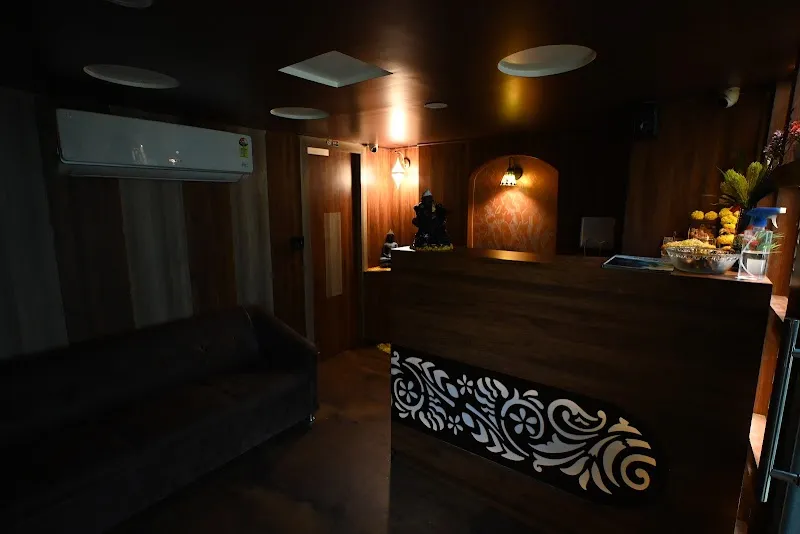 Oceanic Spa In Vashi