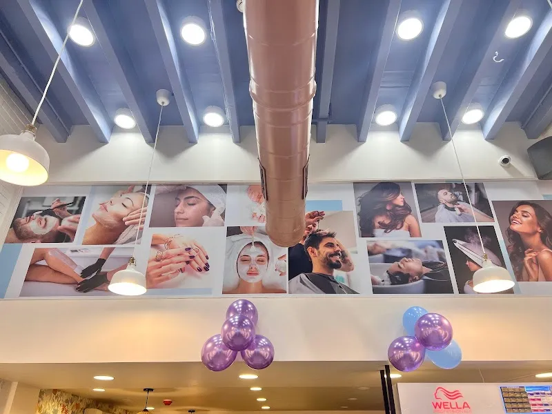 BBLUNT Salon - Colaba, Mumbai
