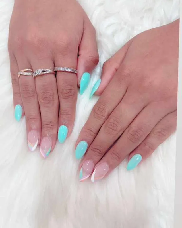 Nature salon & Academy - professional best ledies beauty, hair and nail parlour in globle city virar west