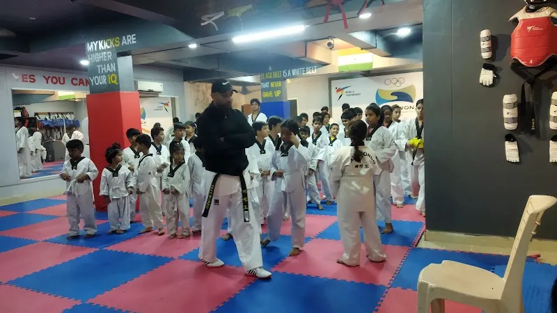 Maks Dance Studio