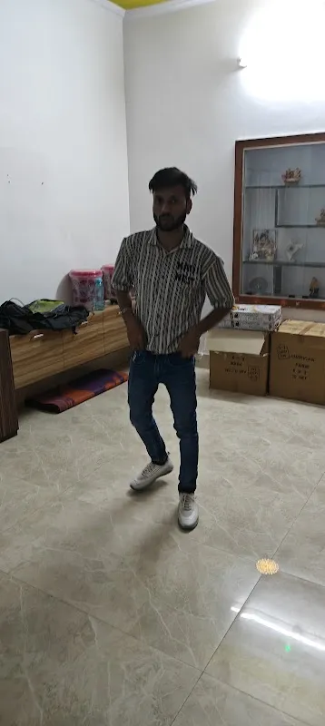 Dheeraj Dance Classes