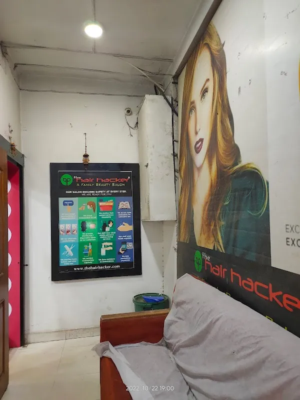 THE HAIR HACKER