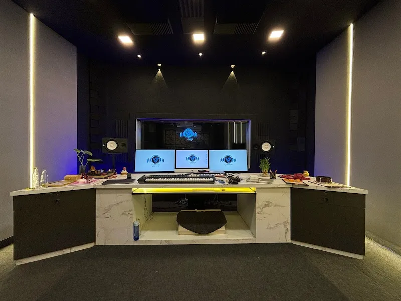 V TUNES MUSIC STUDIO