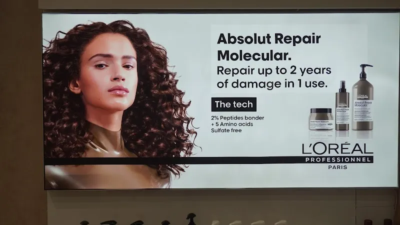 Hair Magazine Salon