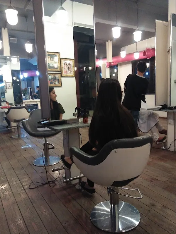BBLUNT Salon - Magrath Road, Bengaluru