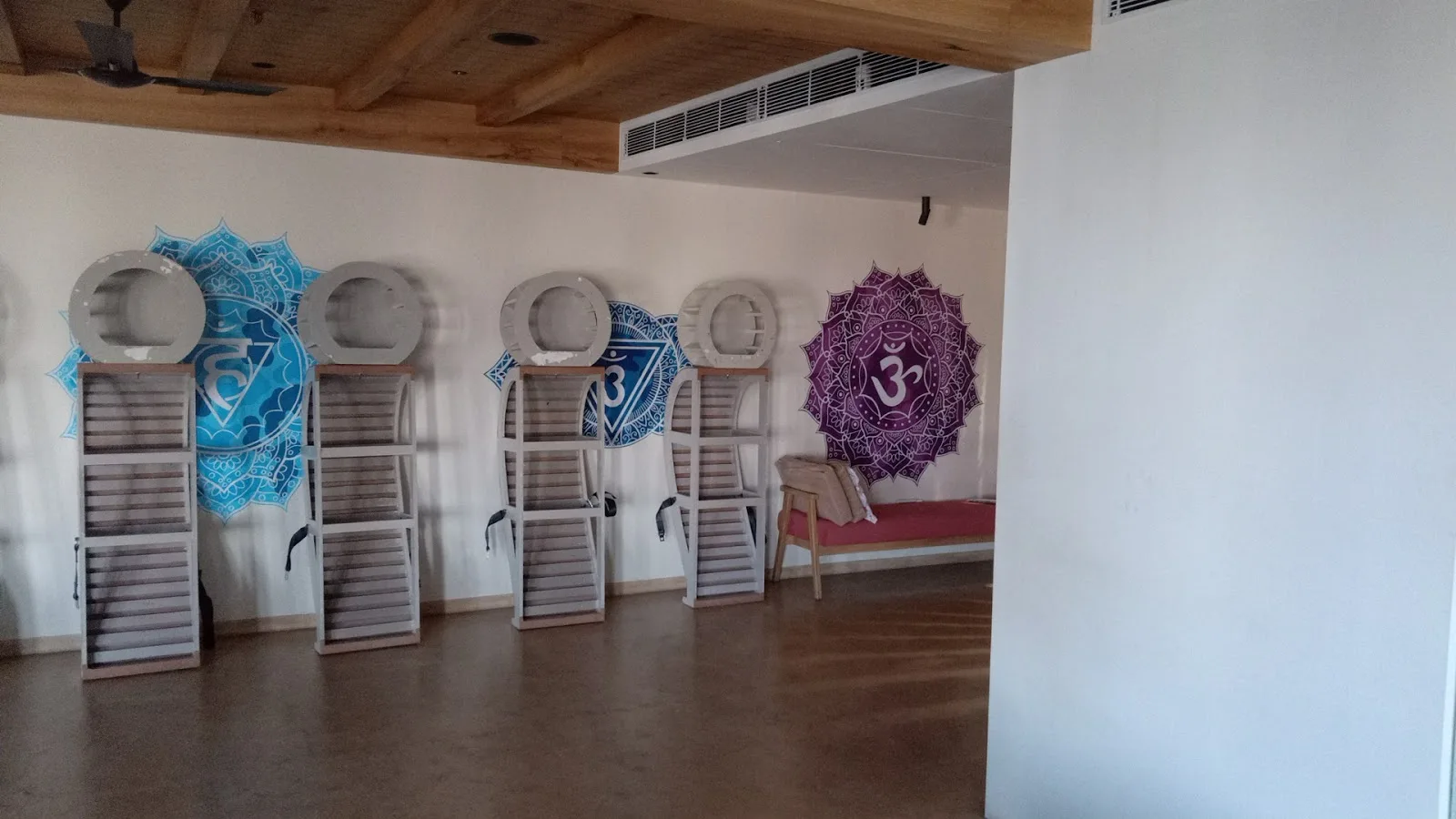 सहस्रार (Sahastrar) - Yoga & Balance Therapy Studio