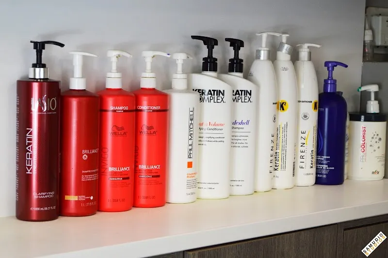 M salon