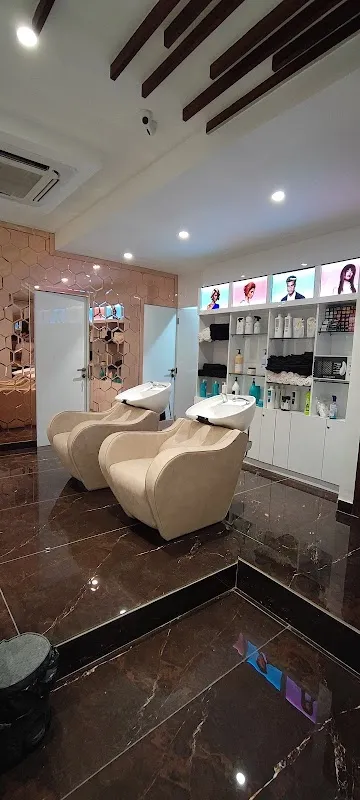Madonna Beauty Salon - Punjabi Bagh