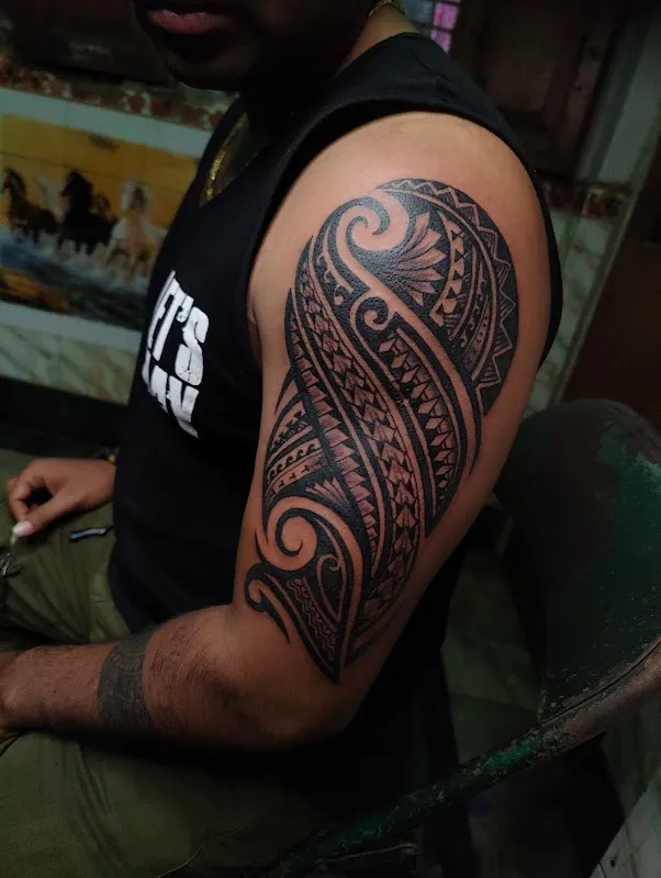 Ravan Ron Tattoo parlour