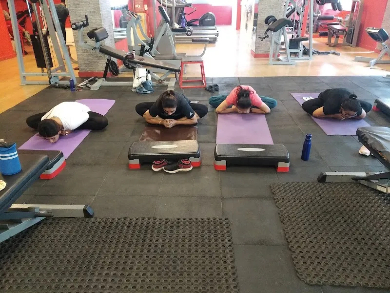 Yog fitness studio