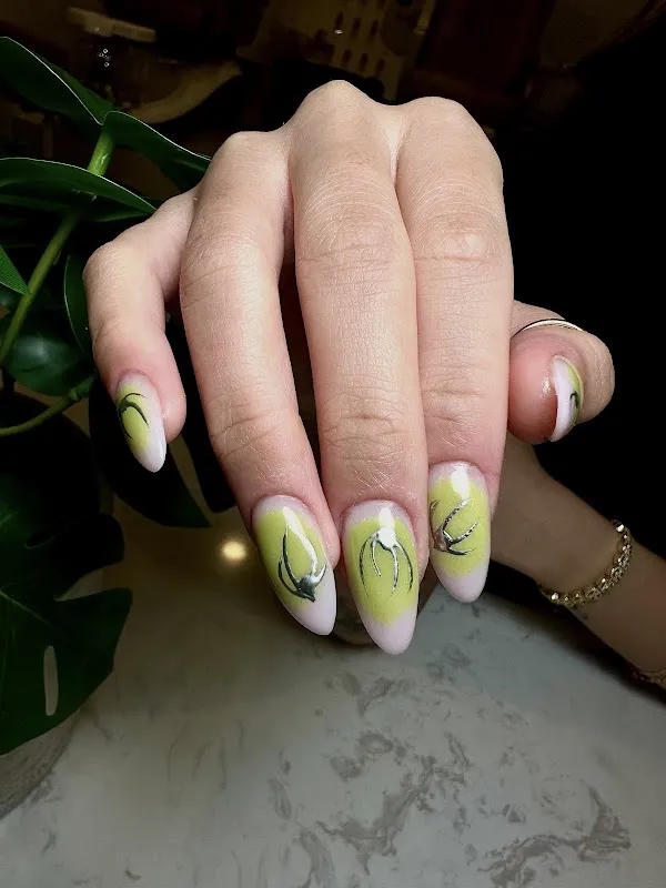 Roots & Tips