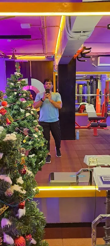 Dessus Fitness