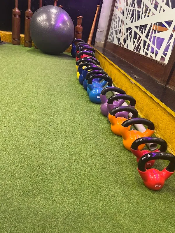 Dessus Fitness