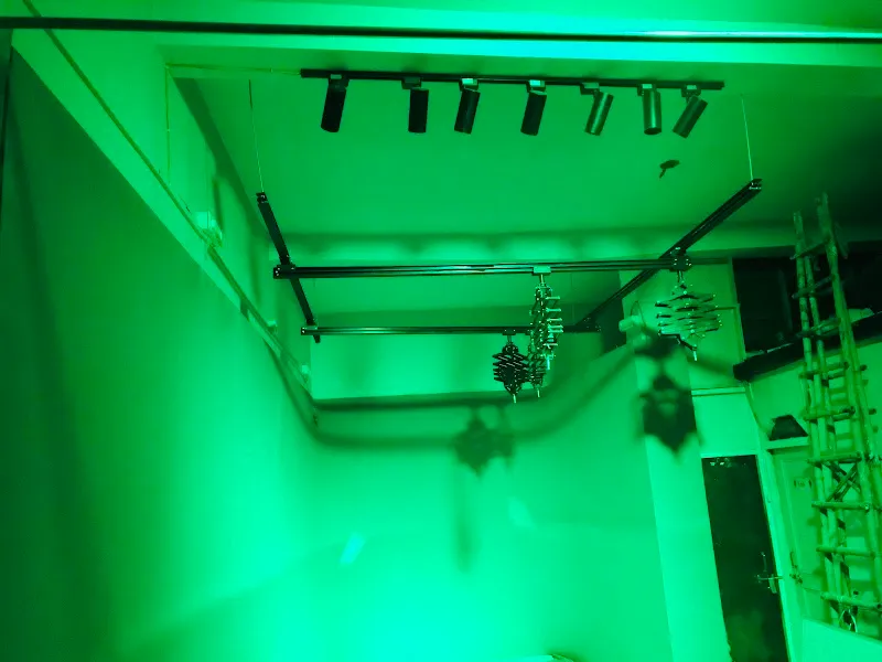 MOVING FRAME PRODUCTIONS