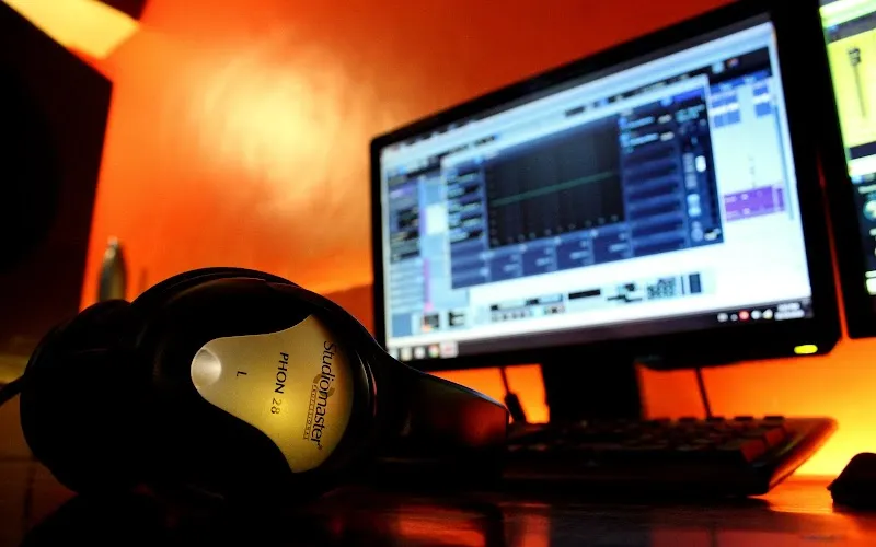 Yolo Studio