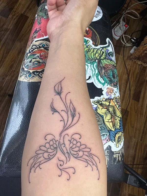 Skin Graphic Tattoos