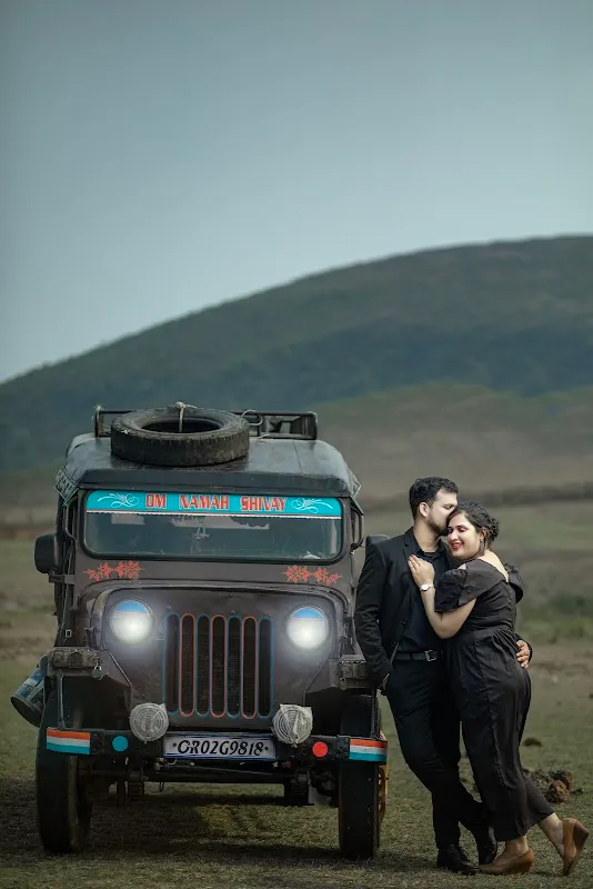 Life Light Films | Best Wedding Photography Studio | Cinematic Wedding Studio | Best Photographer In Bhubaneswar