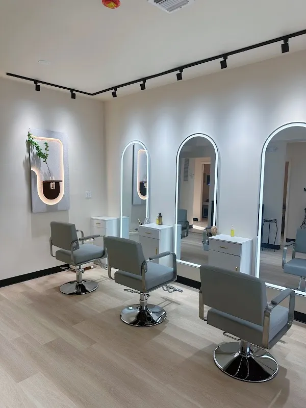 Vela Head Spa