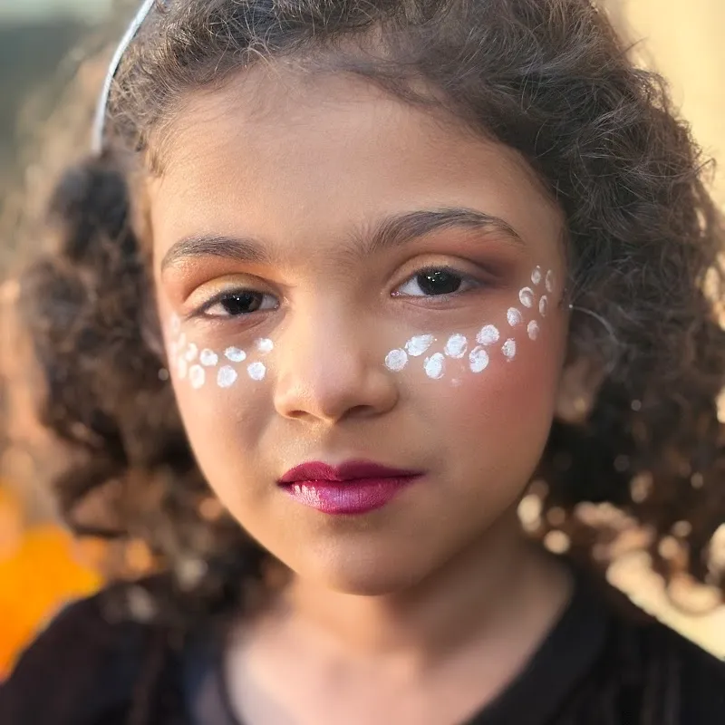 Madhvi's Makeover Studio