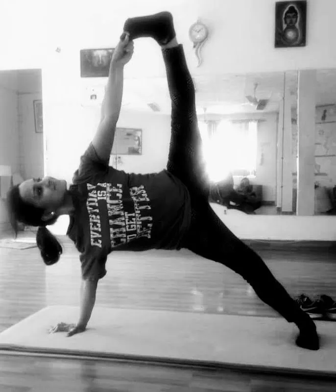 YOGIKS YOGA
