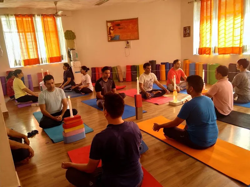 YOGIKS YOGA