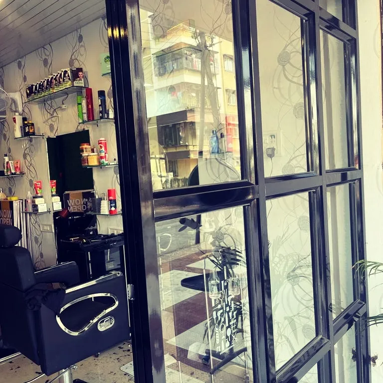 A One Hair Salon
