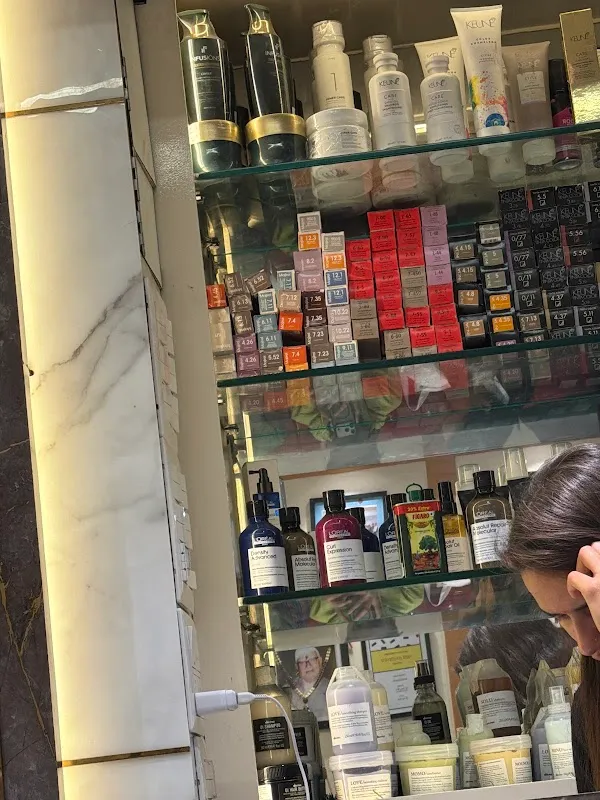 Ajanta hair and skin lounge
