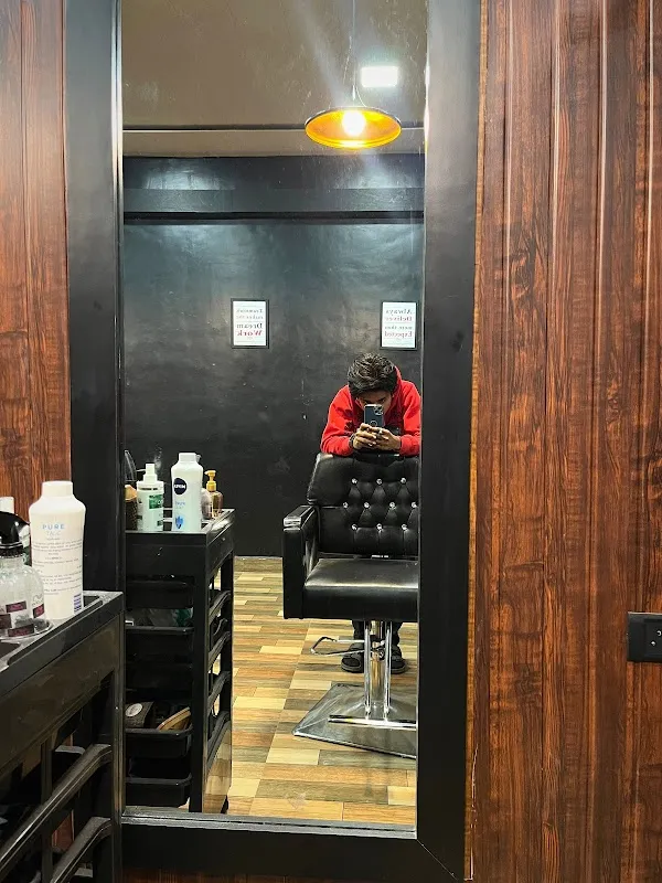 The Empire Unisex Salon