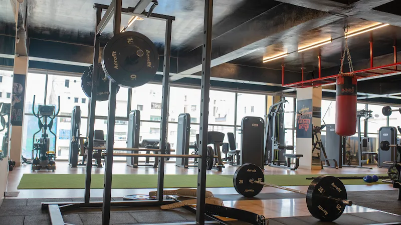 NEAR FITNESS STUDIO AND GYMS
