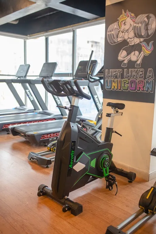 NEAR FITNESS STUDIO AND GYMS