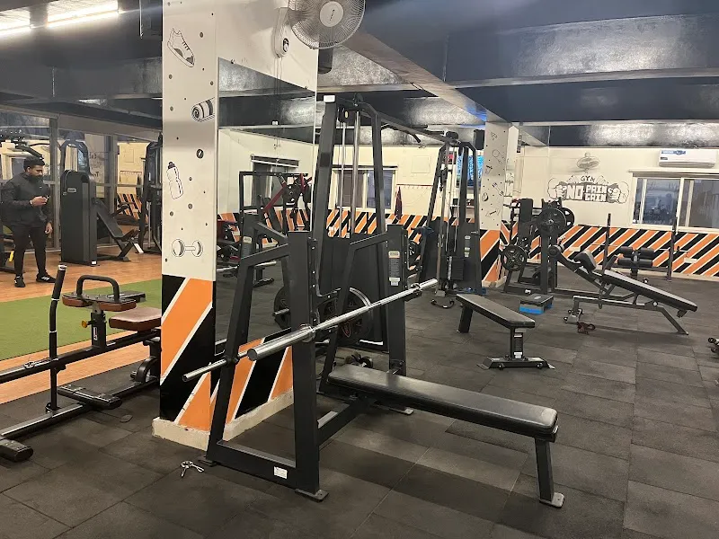 NEAR FITNESS STUDIO AND GYMS