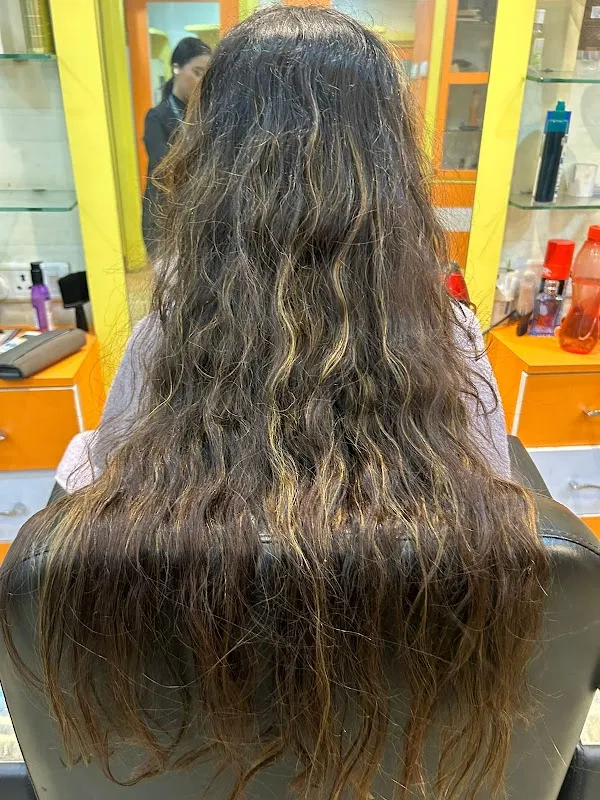 WHITE ORCHID SALON & SPA