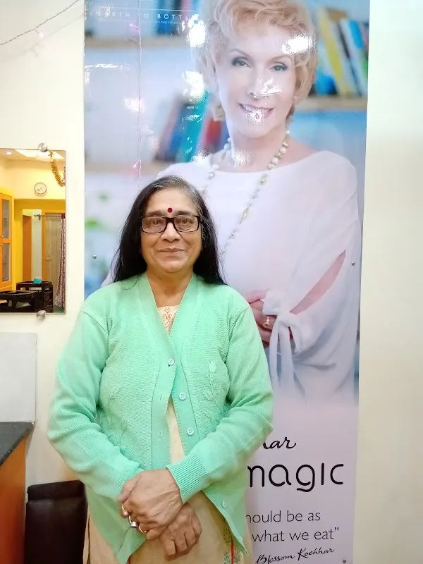 WHITE ORCHID SALON & SPA