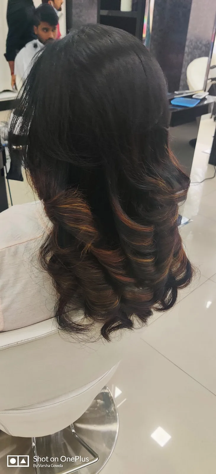 Spin Unisex Salon kengeri